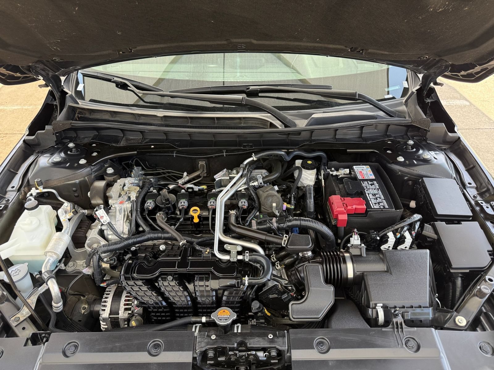 Used 2025 Nissan Altima 2.5 SV FWD image 27