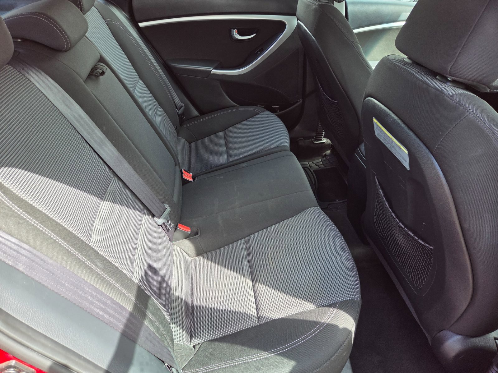 Used 2016 Hyundai Elantra GT FWD image 12