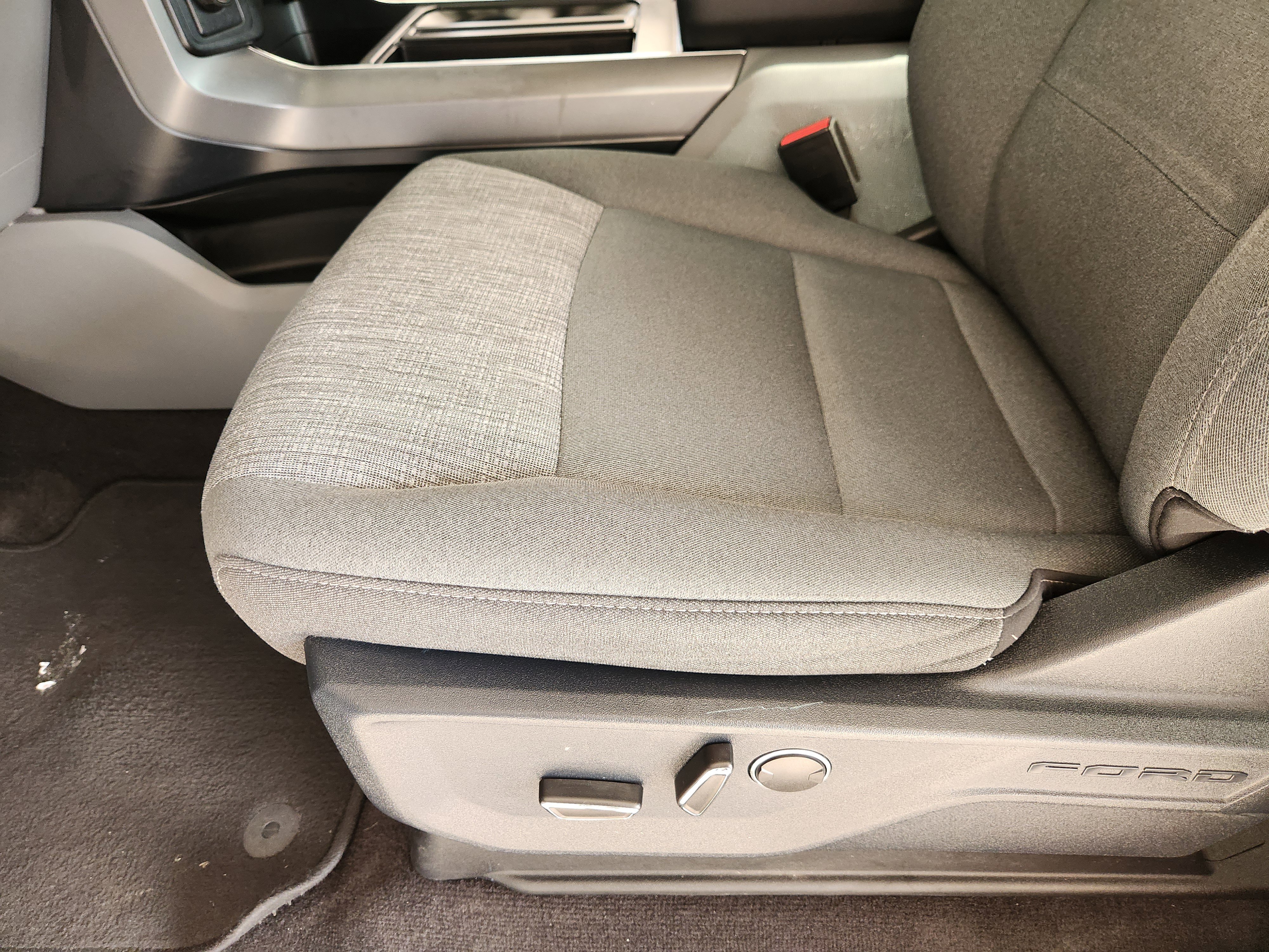 Used 2021 Ford F150 XLT w/ Equipment Group 302A High RWD image 24