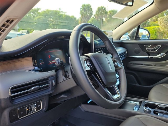 Certified 2023 Lincoln Corsair Reserve image 8