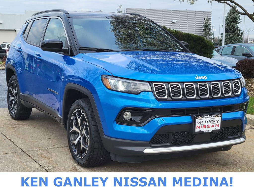 Used 2025 Jeep Compass Limited image 1