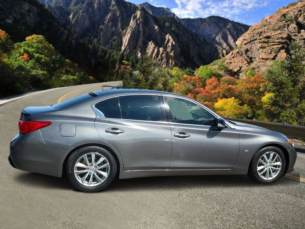 Used 2014 INFINITI Q50 Premium w/ Navigation Package RWD image 2