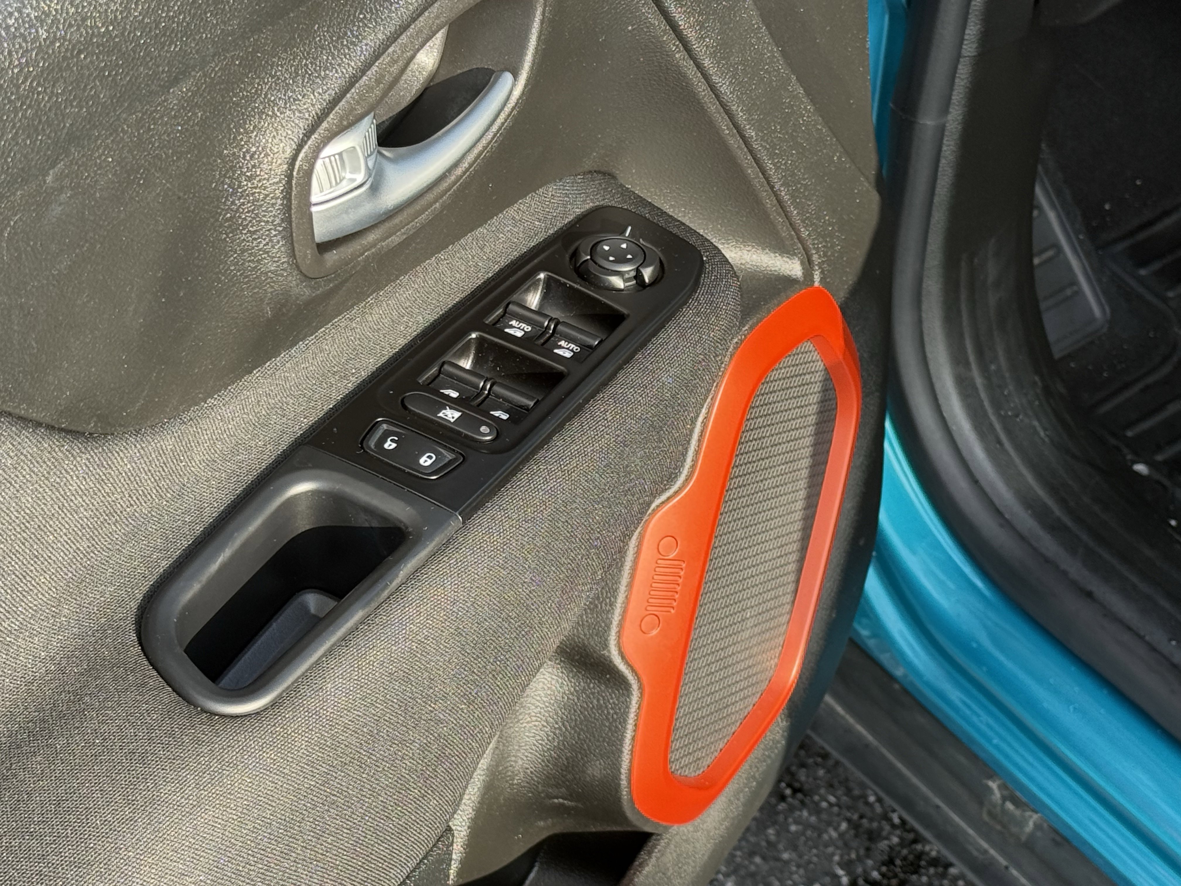 Used 2020 Jeep Renegade Sport image 15