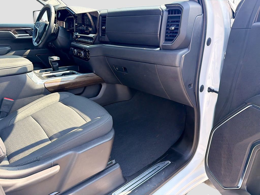 Used 2023 Chevrolet Silverado 1500 LT Trail Boss w/ Protection Package image 13