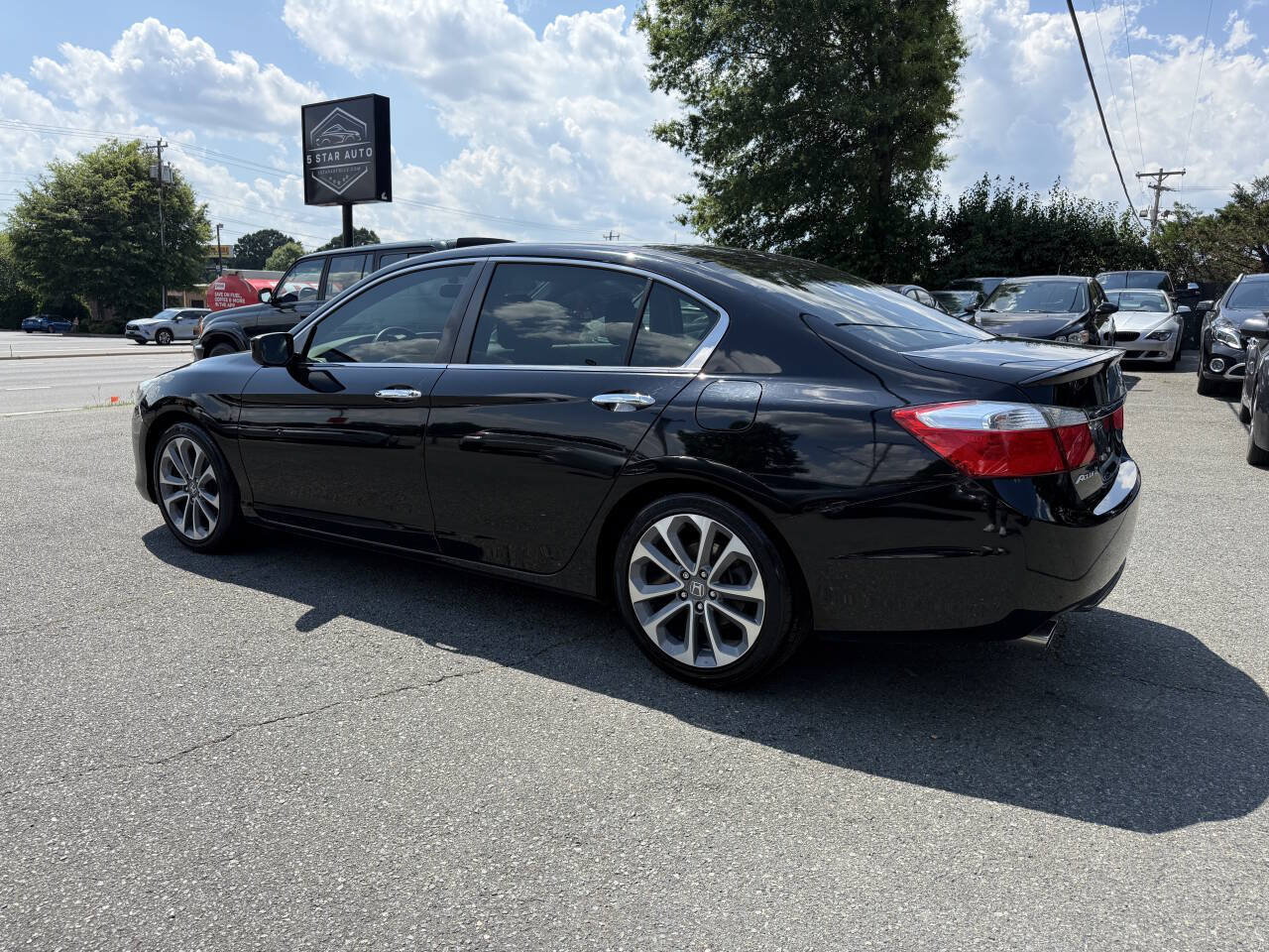 Used 2015 Honda Accord Sport image 7