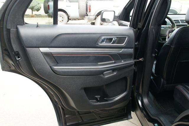 Used 2016 Ford Explorer Sport w/ Equipment Group 401A image 31