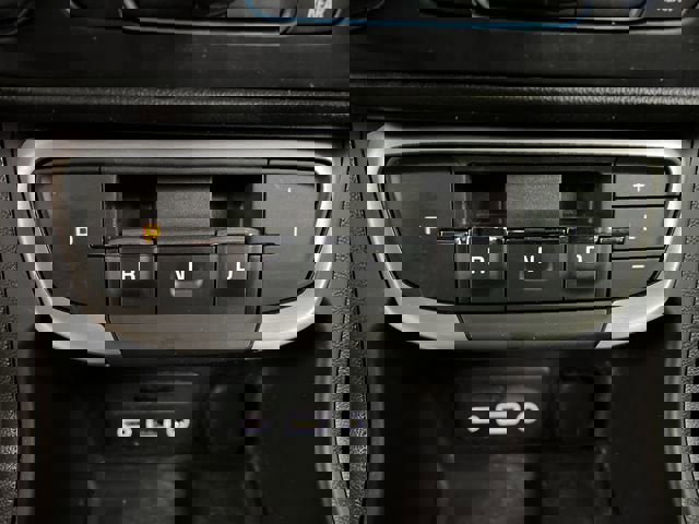 Certified 2022 GMC Terrain SLE w/ Driver Convenience Package image 16