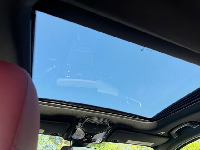 Certified 2025 BMW 330i xDrive Sedan image 26