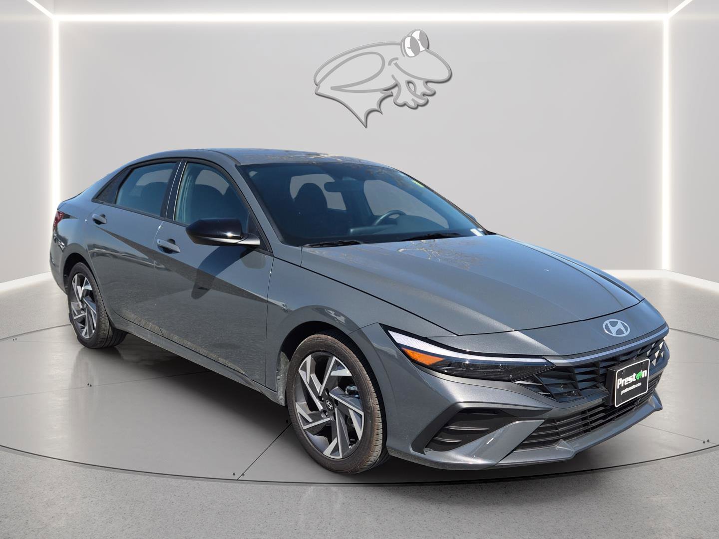 Used 2025 Hyundai Elantra Sport image 8