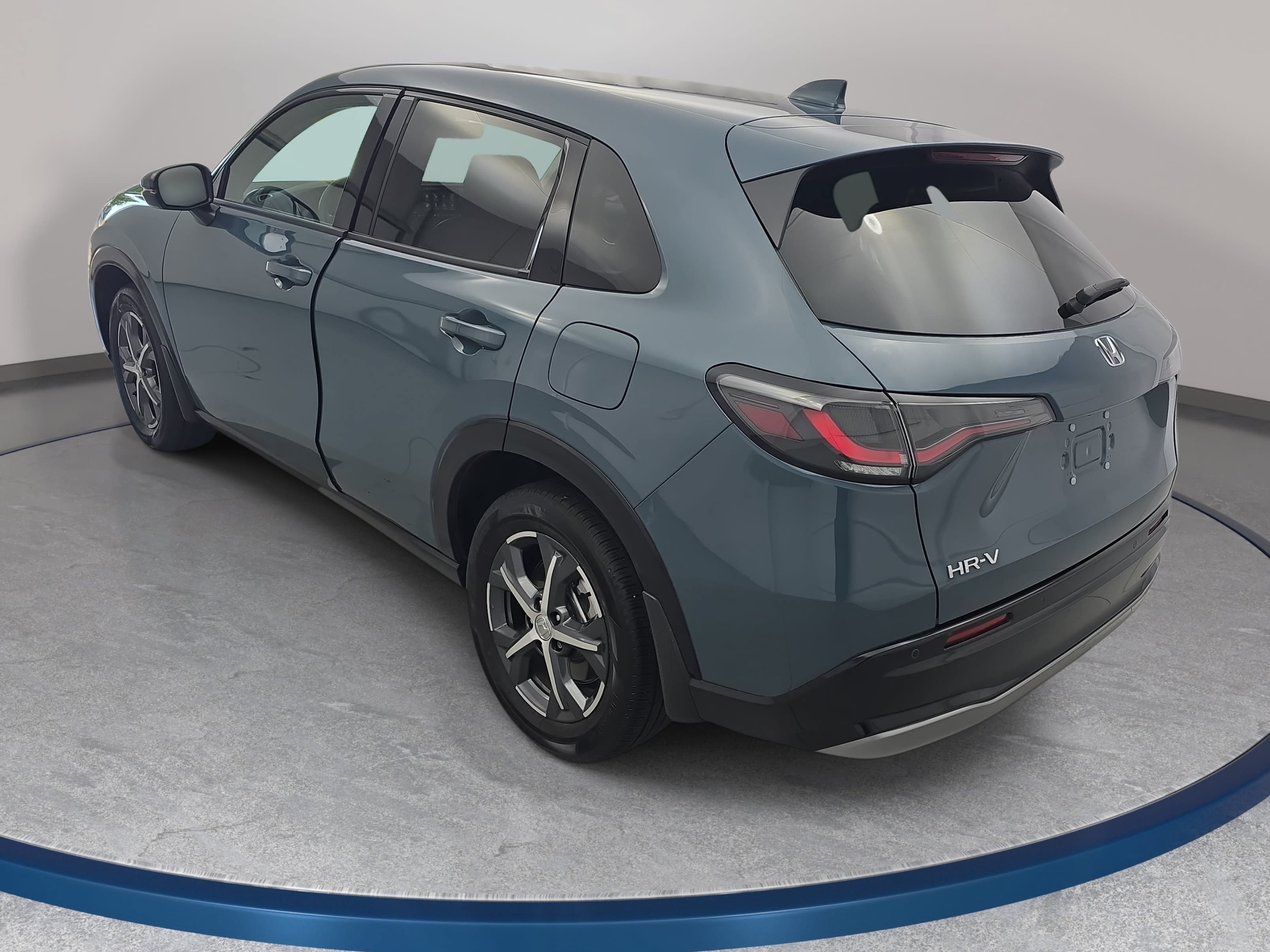 Used 2024 Honda HR-V EX-L image 7