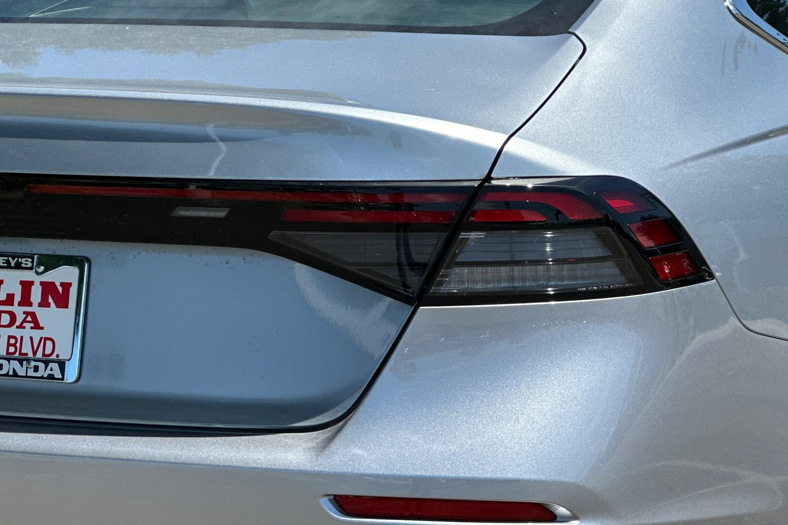 Used 2024 Honda Accord EX image 22