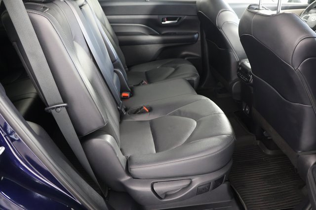 Used 2024 Toyota Grand Highlander Limited image 24