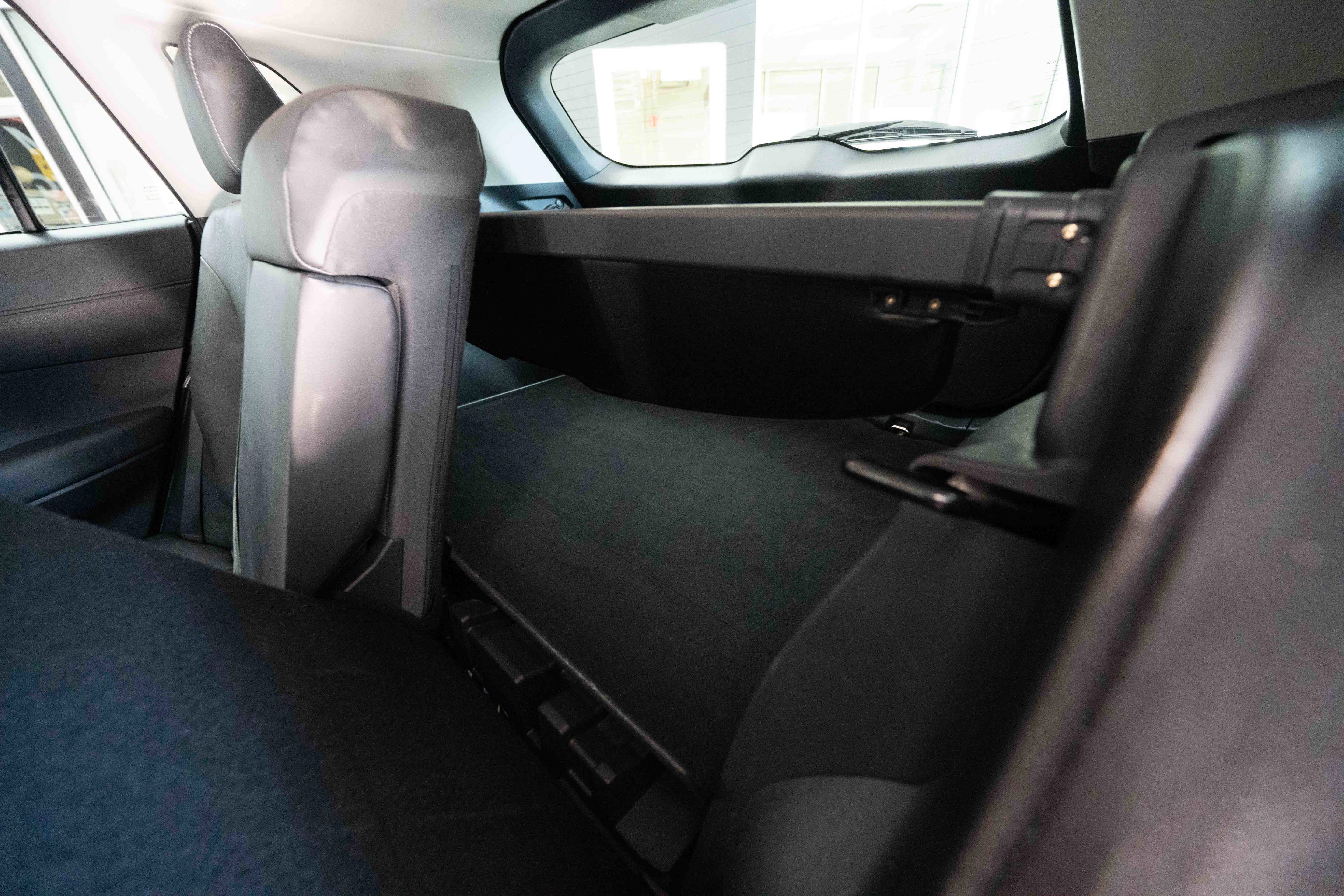 Used 2023 Toyota Corolla Cross XLE image 24