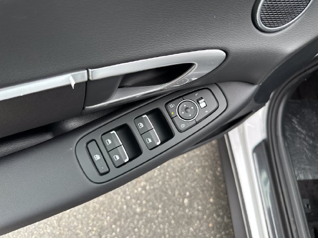 New 2026 Hyundai Sonata SE FWD image 11