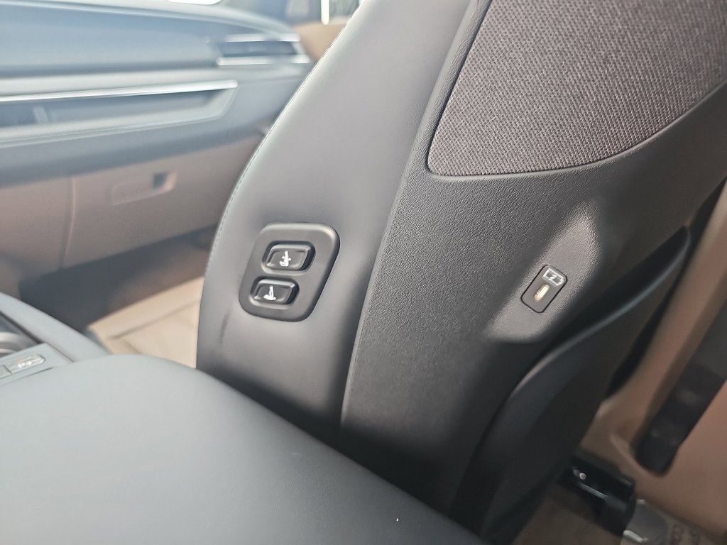 New 2026 Kia EV9 GT-Line image 29