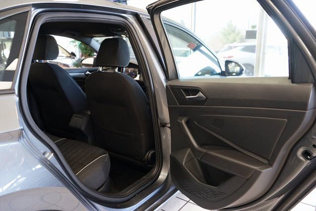 Used 2023 Volkswagen Jetta Sport image 43