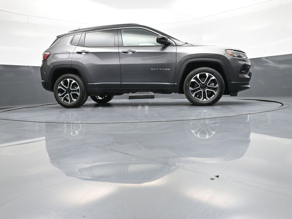 Used 2023 Jeep Compass Limited AWD/4WD image 27