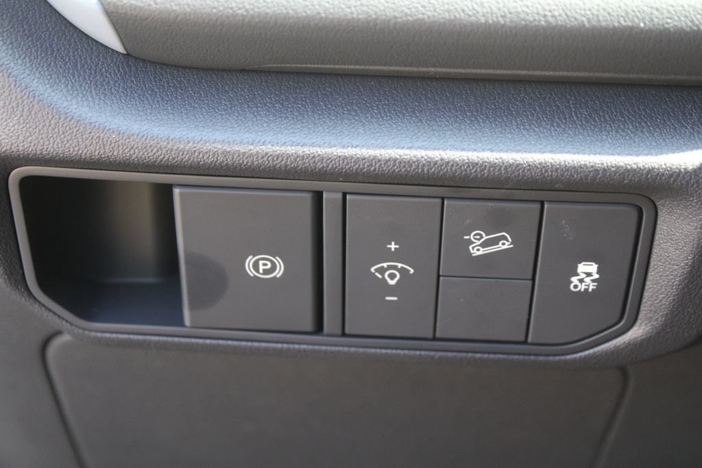 New 2027 Kia Seltos S FWD image 24