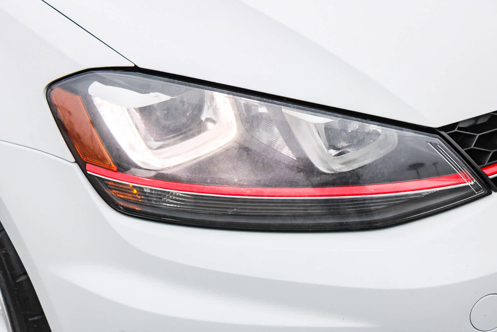 Used 2015 Volkswagen GTI 4-Door FWD image 4