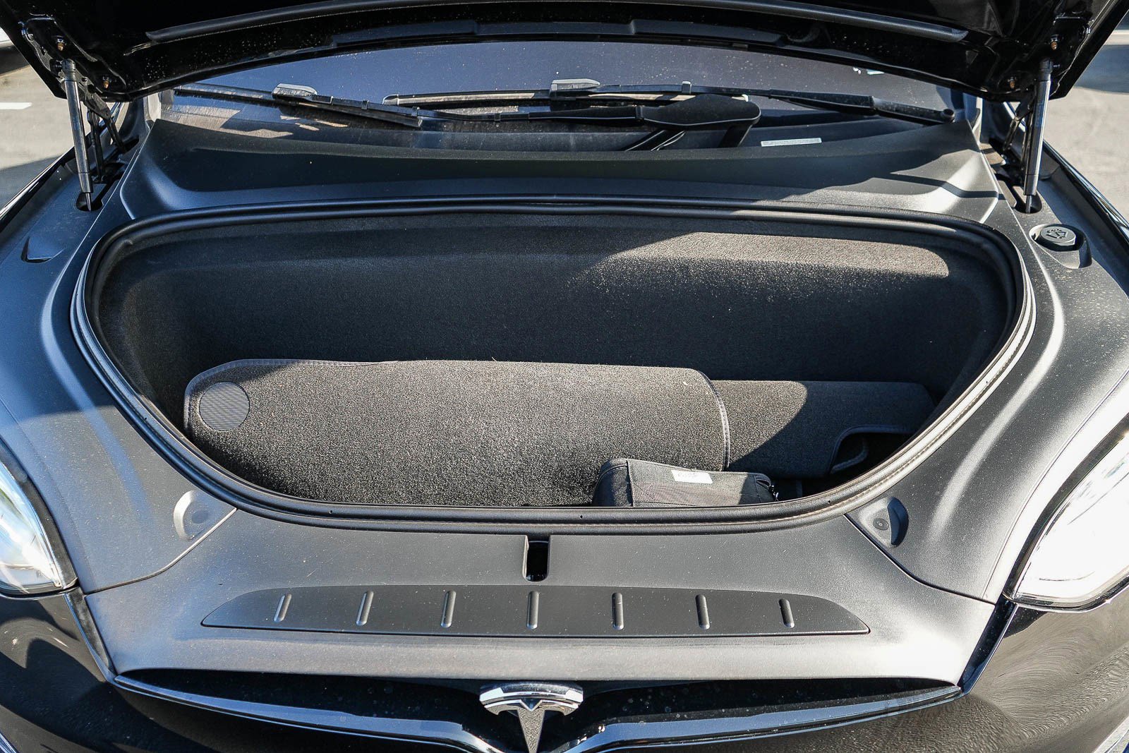 Used 2023 Tesla Model X AWD/4WD image 25