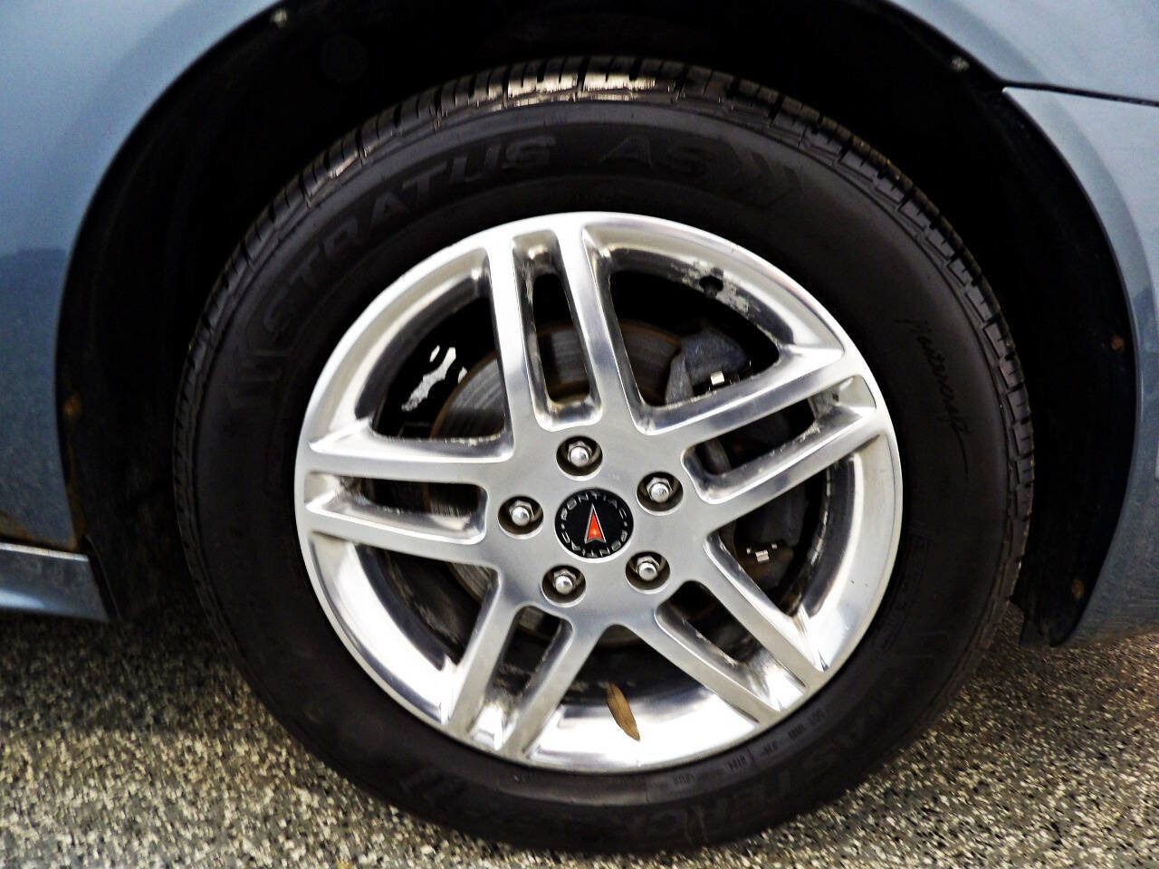 Used 2006 Pontiac Grand Prix GT w/ Sun And Sound Package FWD image 21