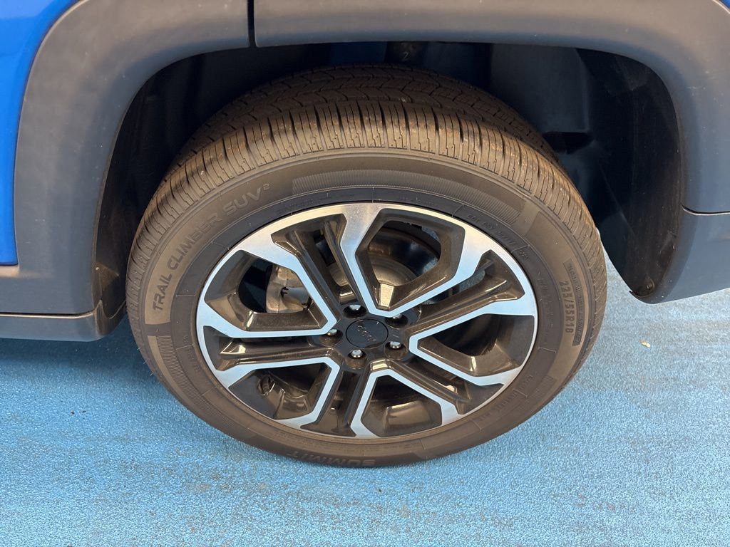 Used 2022 Jeep Compass Limited image 16