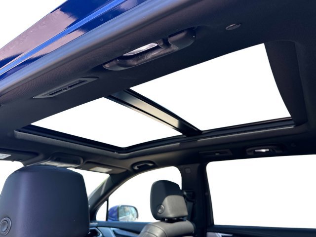 Certified 2023 Cadillac XT6 Premium Luxury w/ Technology Package AWD/4WD image 16