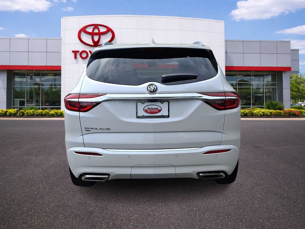 Used 2021 Buick Enclave Avenir w/ Avenir Technology Package AWD/4WD image 6