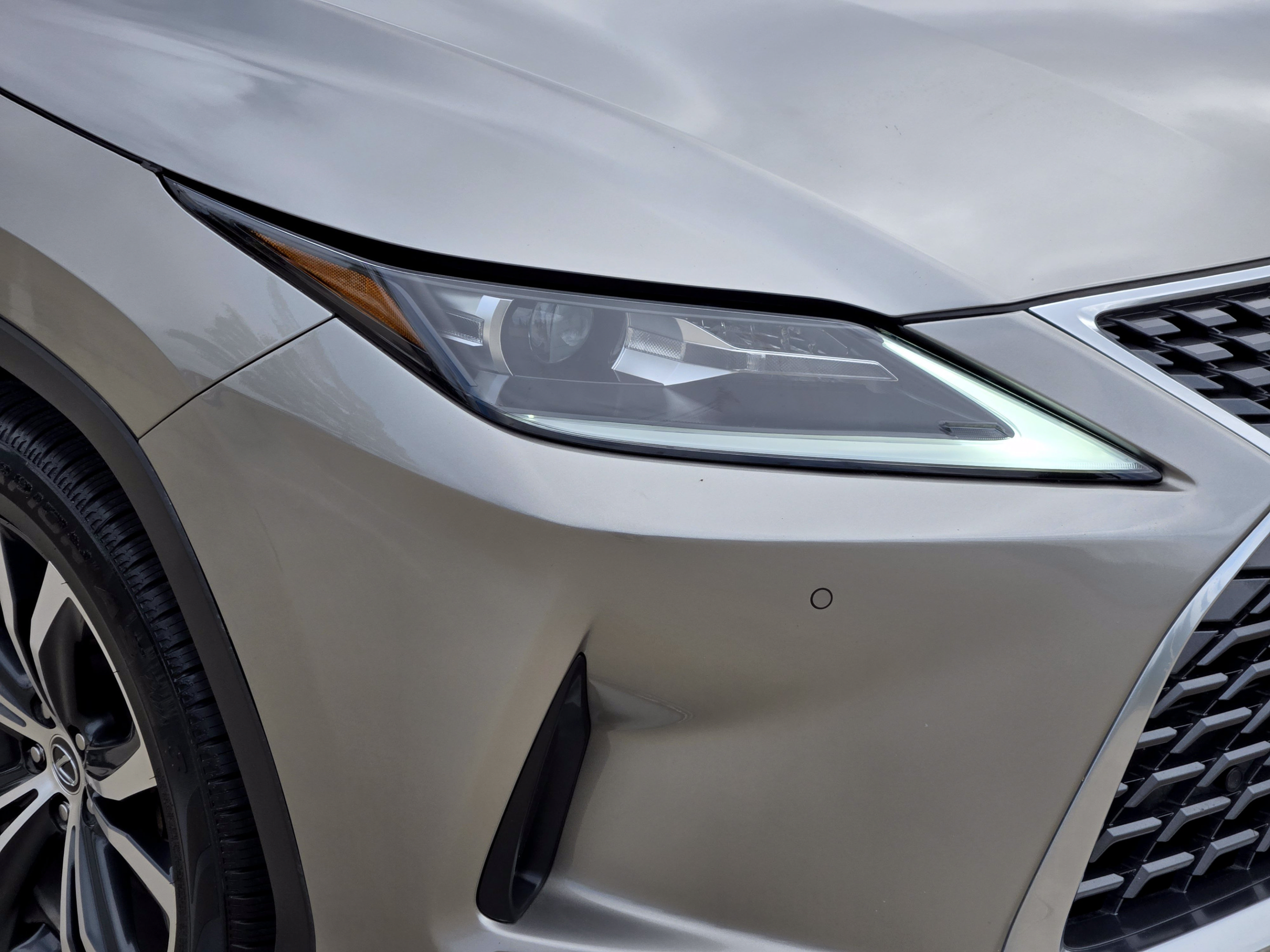 Used 2022 Lexus RX 450h AWD w/ Premium Package image 35