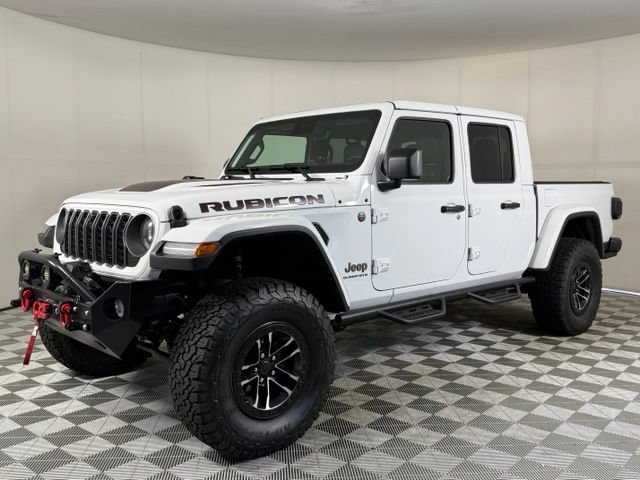 Used 2025 Jeep Gladiator Rubicon AWD/4WD image 2