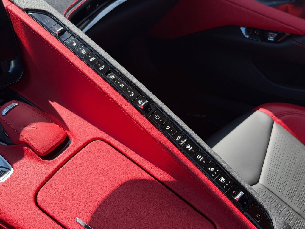 Certified 2024 Chevrolet Corvette Stingray Preferred Conv w/ Stealth Interior Trim Package RWD image 26