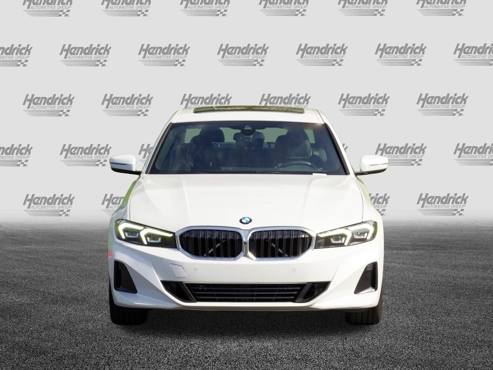 Used 2025 BMW 330i Sedan RWD image 3