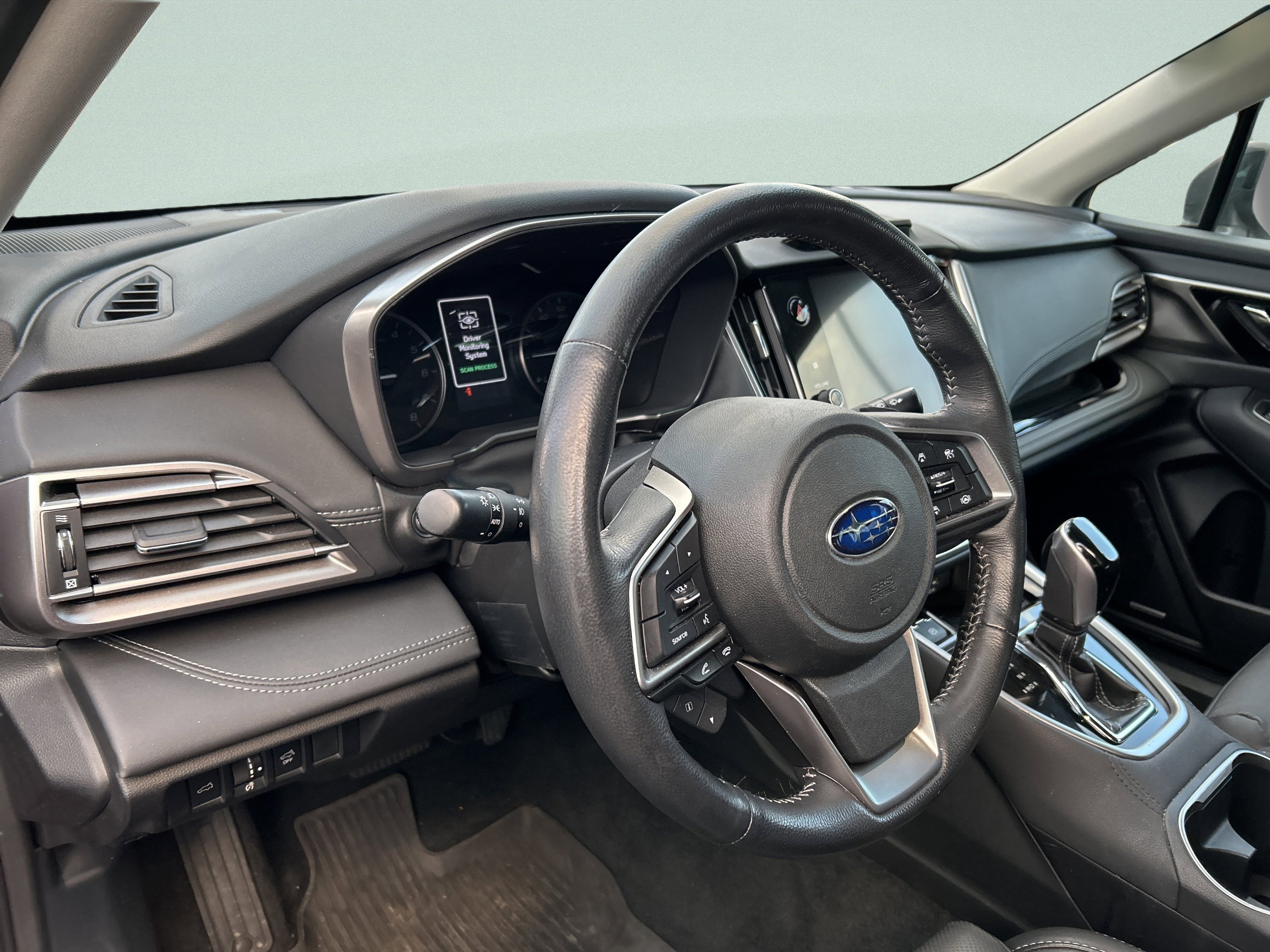 Used 2022 Subaru Outback Limited image 13