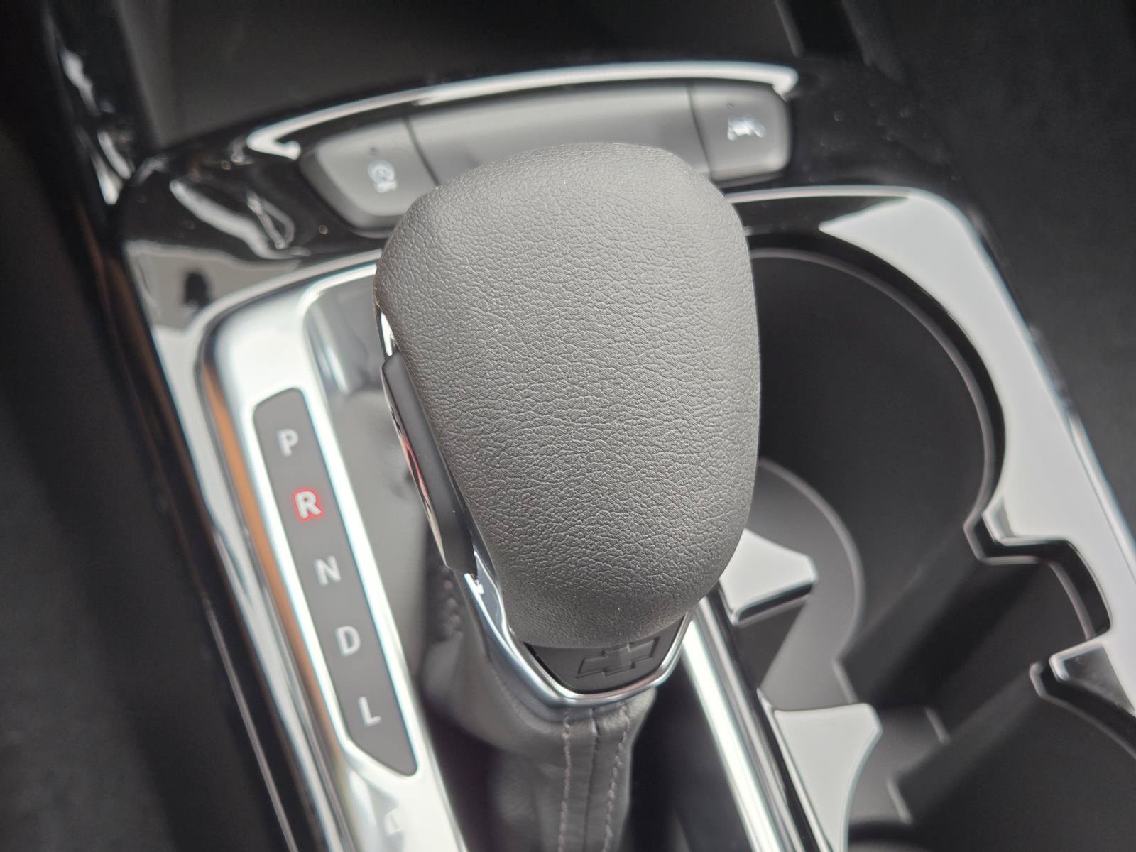 New 2026 Chevrolet Trax LT w/ LT Convenience Package FWD image 28