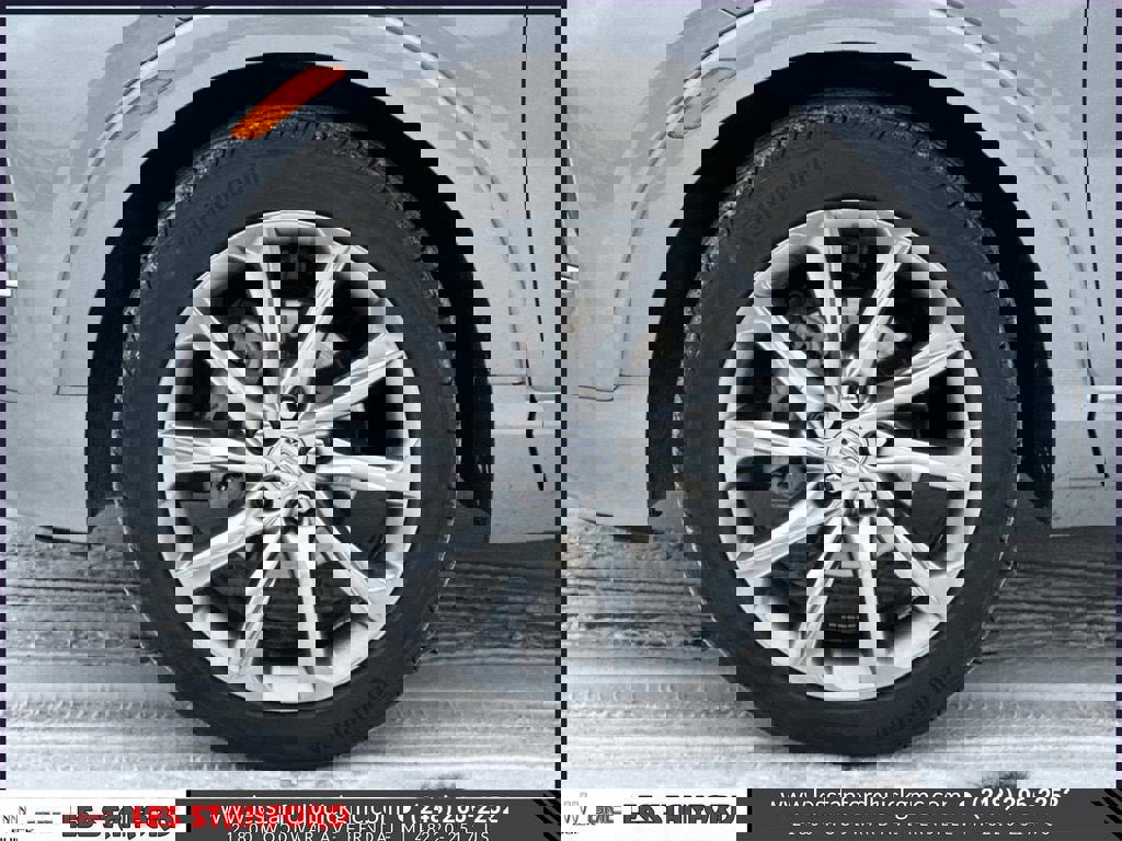 Certified 2024 Buick Encore GX Avenir w/ Avenir Convenience Package image 10