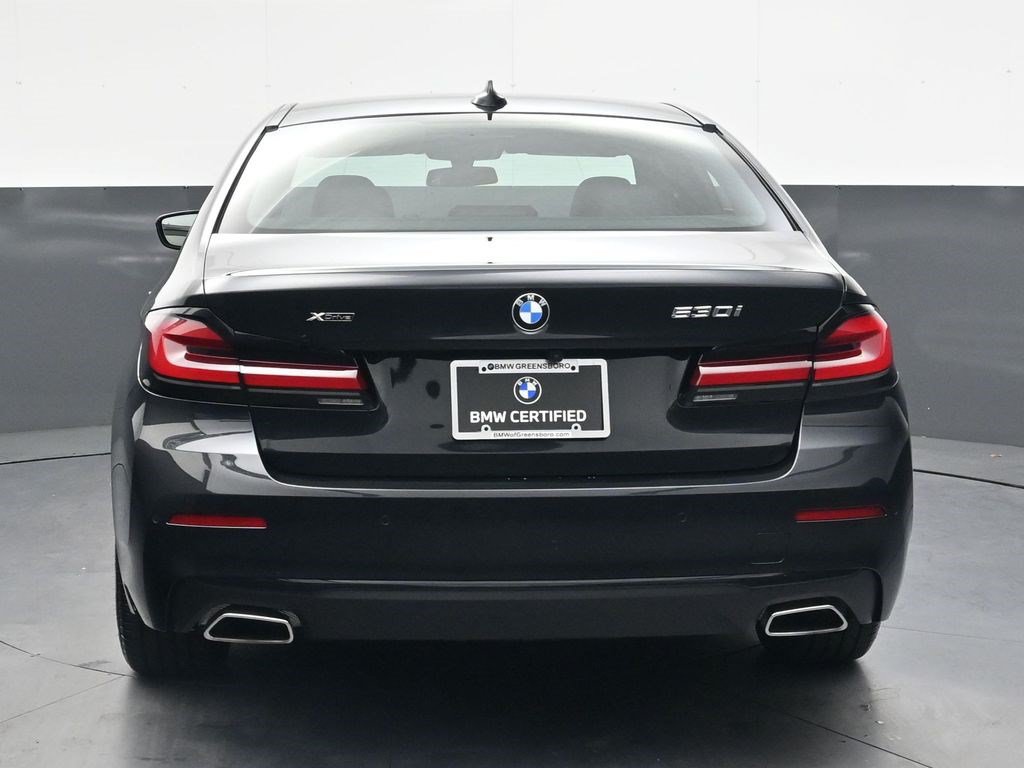Used 2023 BMW 530i xDrive w/ Premium Package AWD/4WD image 5