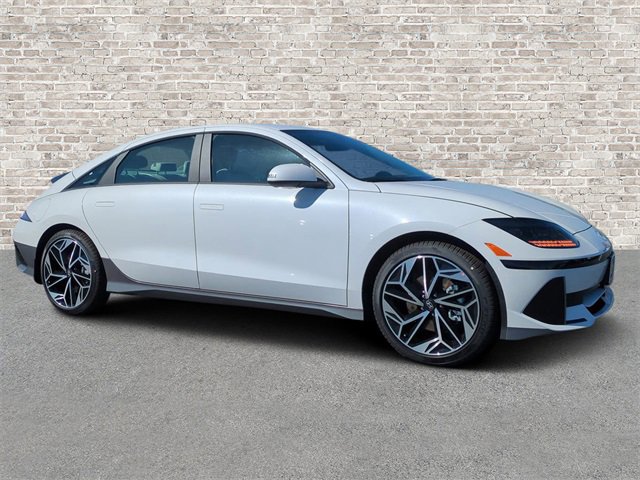 New 2025 Hyundai Ioniq 6 SEL