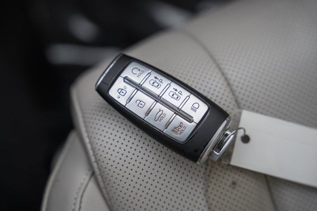 Used 2022 Genesis G80 2.5T w/ Prestige Package image 44