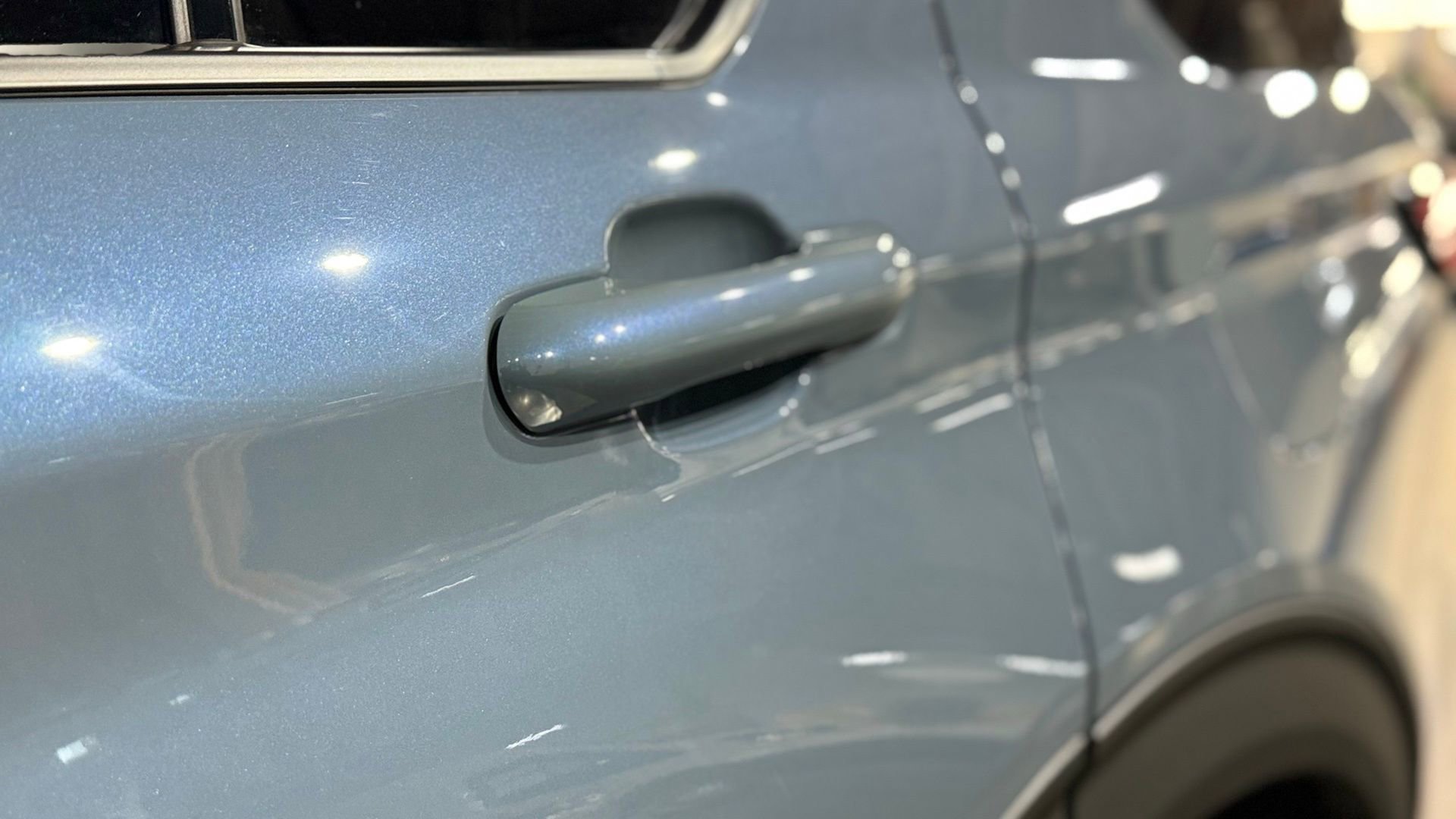 Used 2025 Ford Explorer Active w/ Active Comfort Package image 21