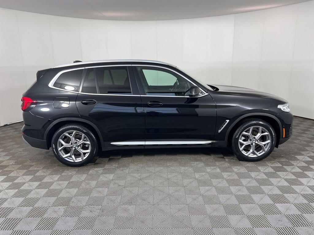 Certified 2023 BMW X3 xDrive30i w/ Premium Package image 3