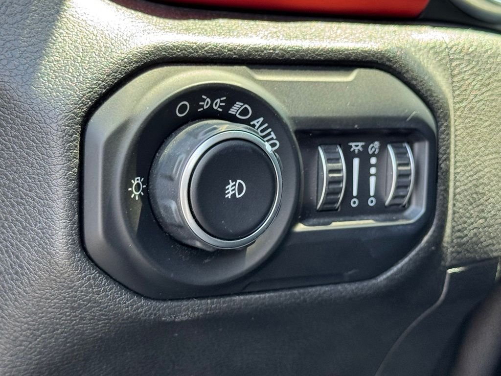 Used 2020 Jeep Wrangler Unlimited Rubicon AWD/4WD image 22