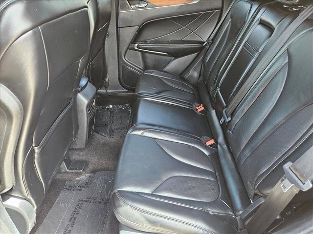 Used 2017 Lincoln MKC Select w/ Select Plus Package FWD image 25