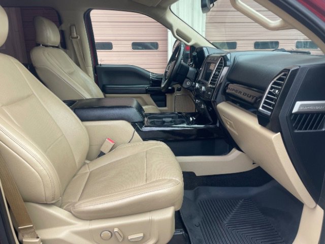 Used 2017 Ford F250 Lariat w/ Lariat Value Package image 19