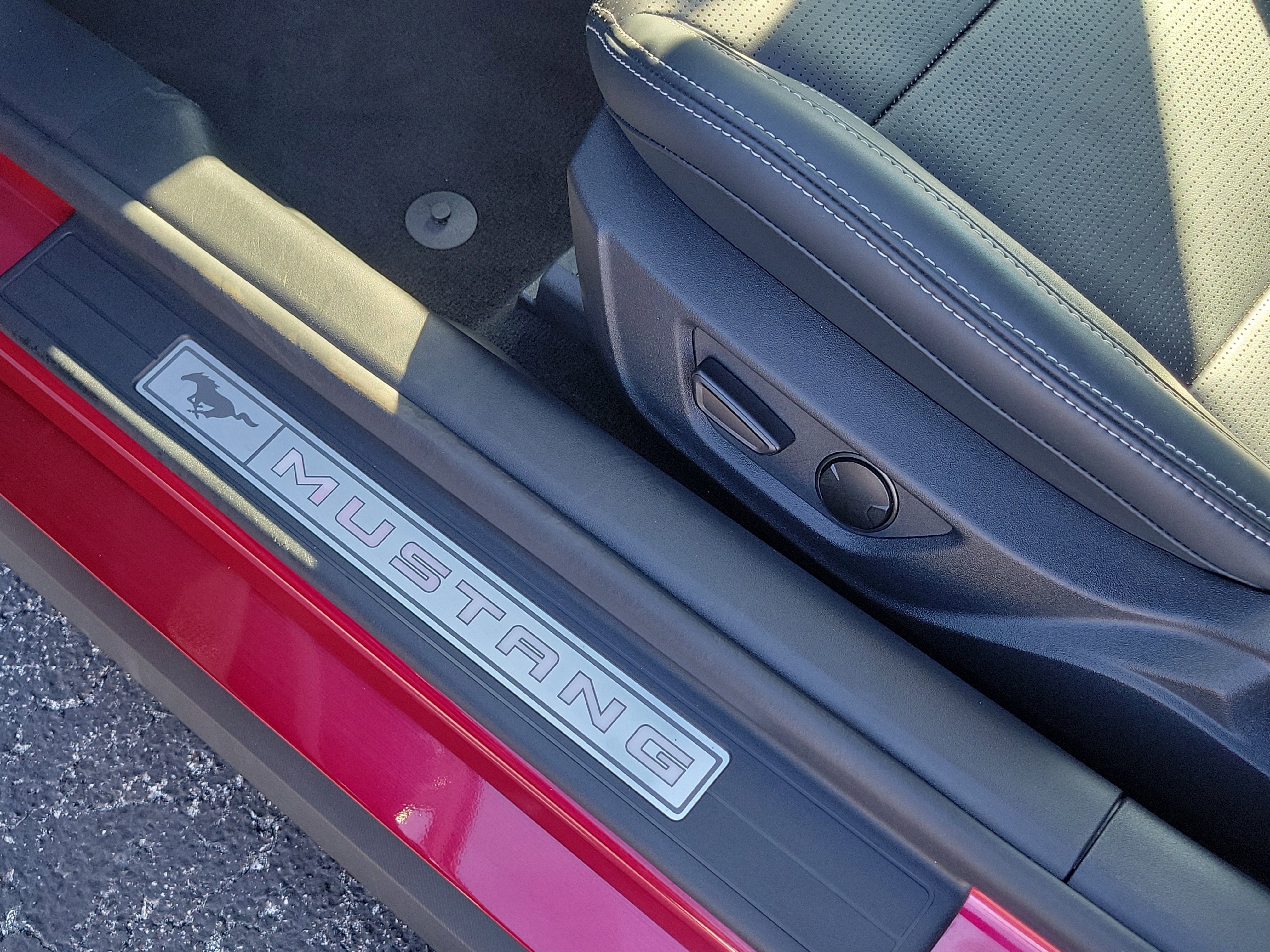 Used 2025 Ford Mustang Premium RWD image 19