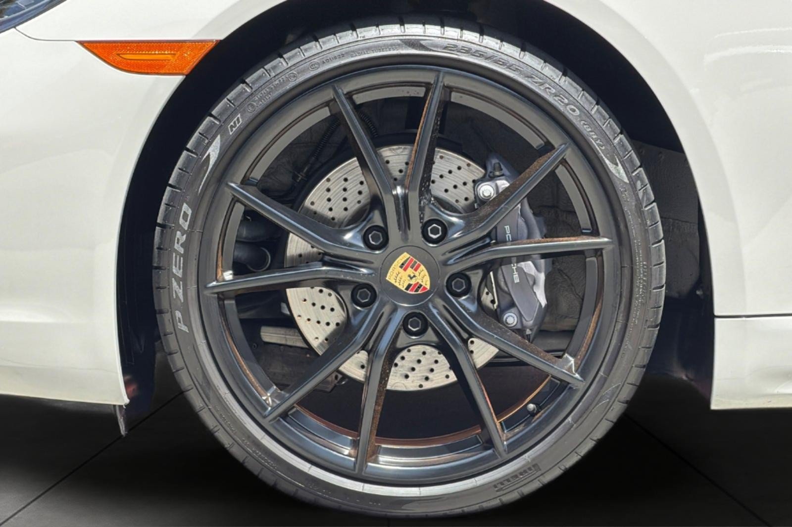 Used 2025 Porsche 718 Boxster w/ Premium Package RWD image 21