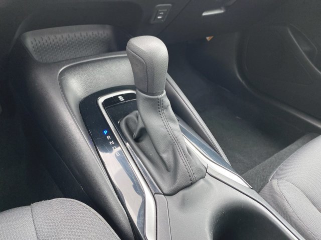 Used 2025 Toyota Corolla LE FWD image 15