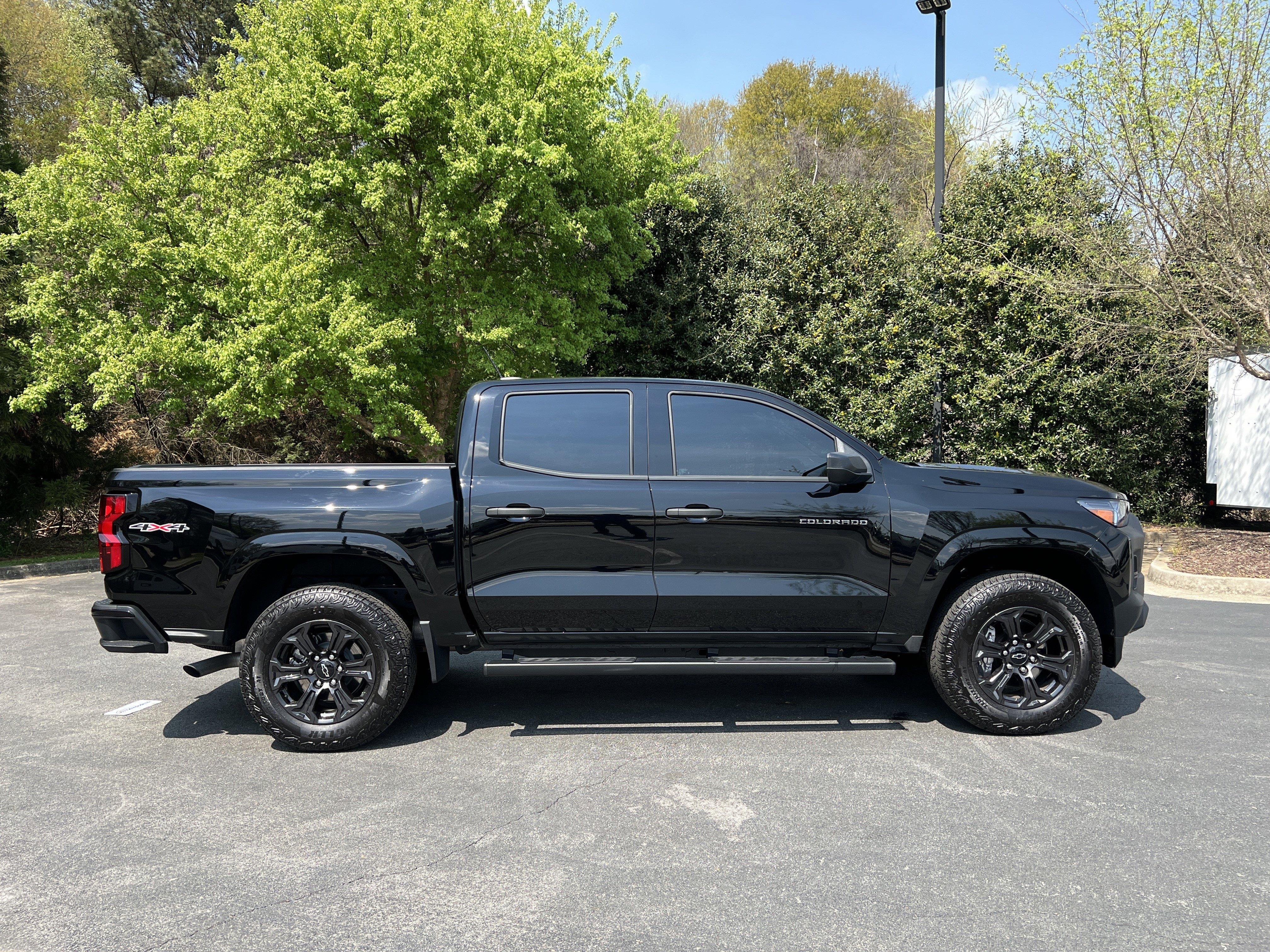 Used 2025 Chevrolet Colorado W/T w/ Advanced Trailering Package image 10