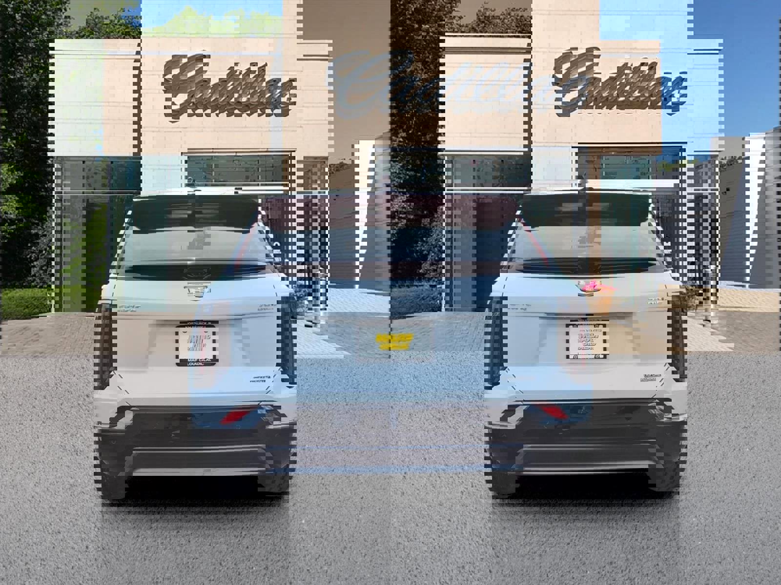 New 2026 Cadillac Optiq Sport 2 image 4