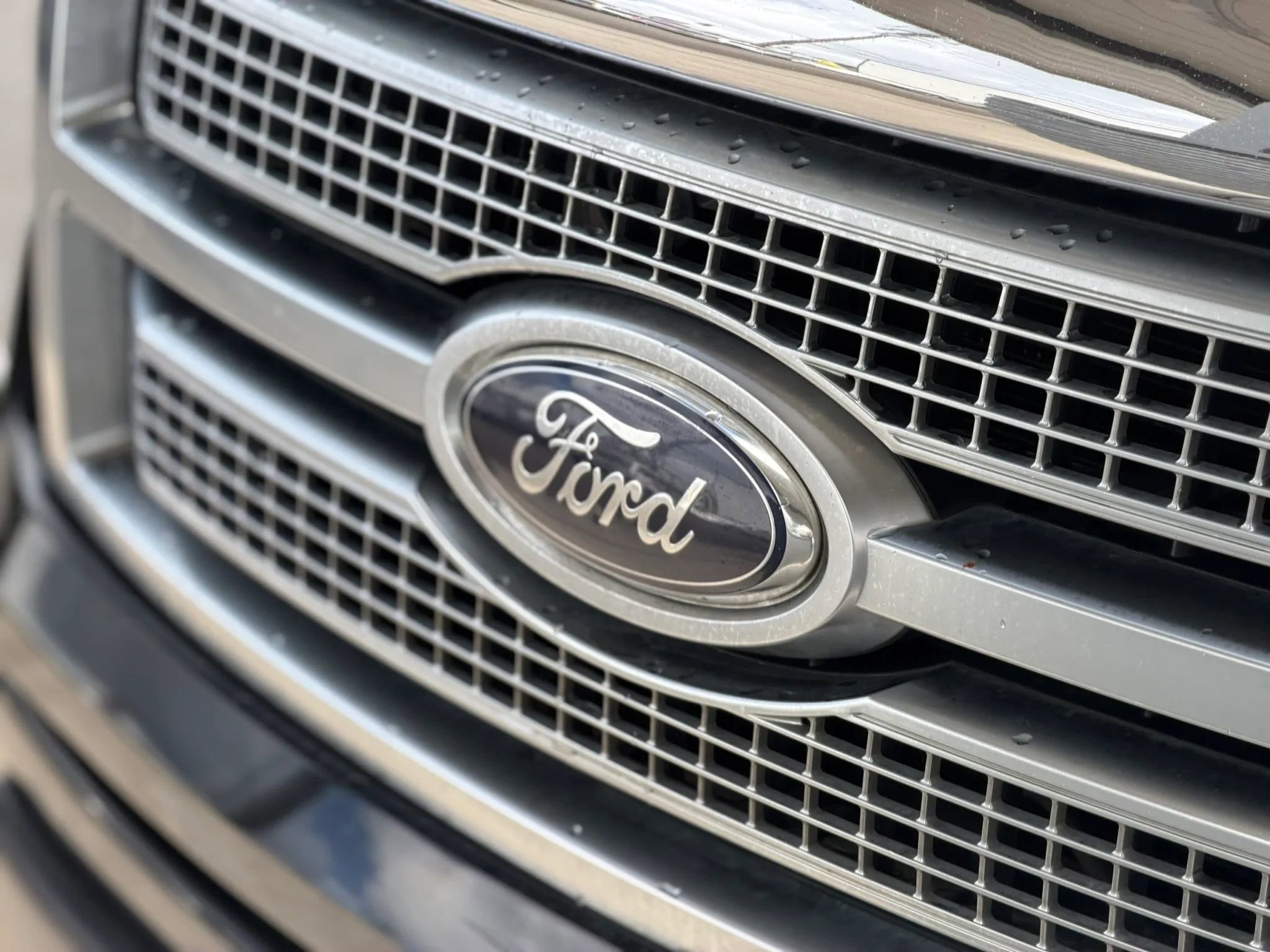 Used 2012 Ford F150 Platinum AWD/4WD image 8