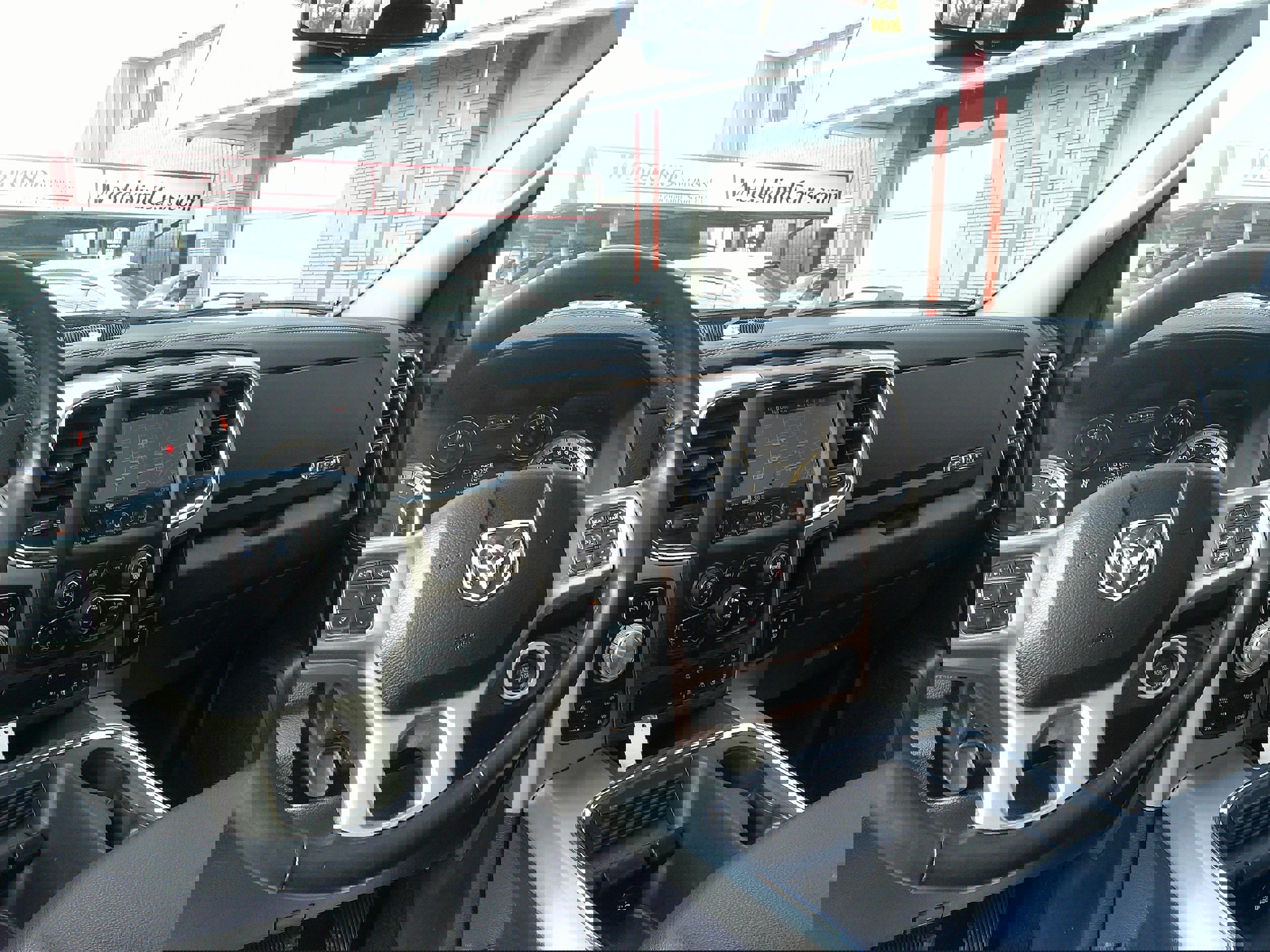 Used 2017 RAM 1500 Laramie w/ Convenience Group image 22